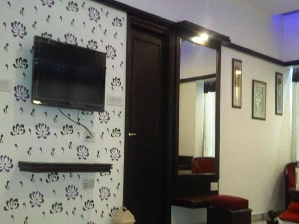 Hotel Ambaji International Ranpur Bagian luar foto
